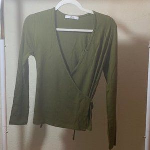 Find. Women's Green Wrap Long Sleeve Blouse Small NIB